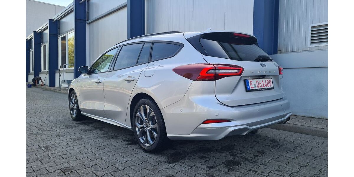 Ford Focus 6.800 km 20.400 &euro; Essen 45276