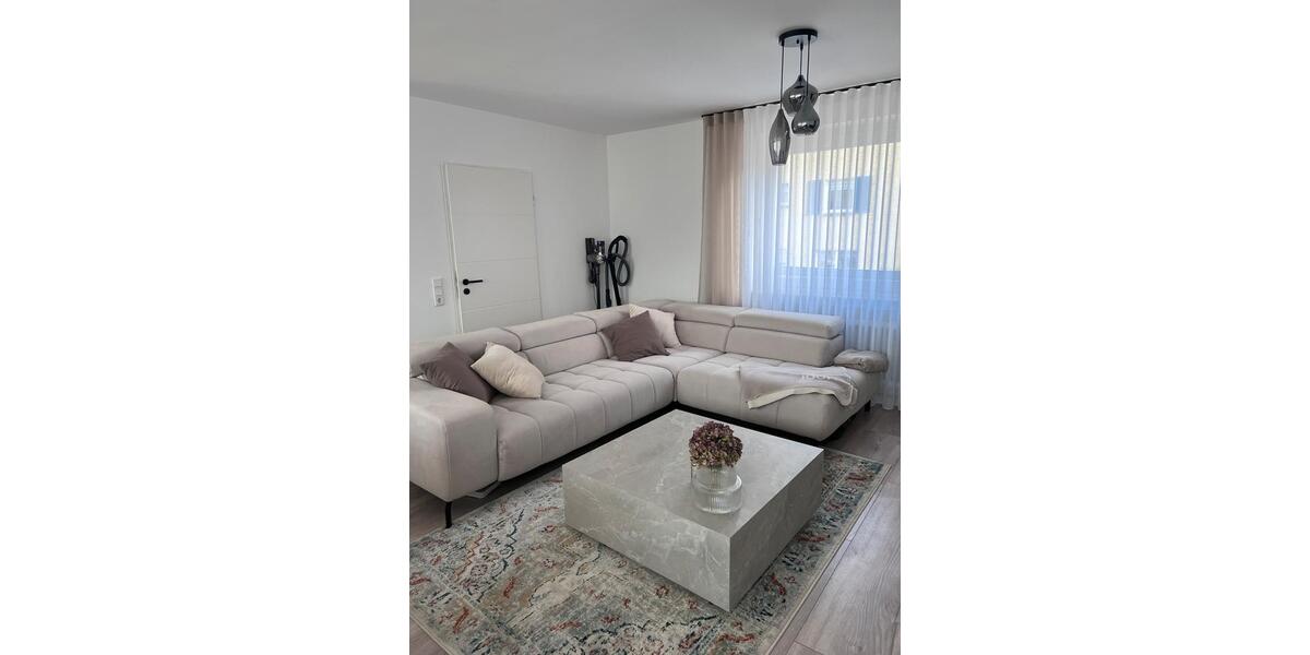 Etagenwohnung Remscheid Gemarkung Bergisch Born - 3 Zimmer, 90 m&sup2;, 1.280&euro; | Angebot:25961270