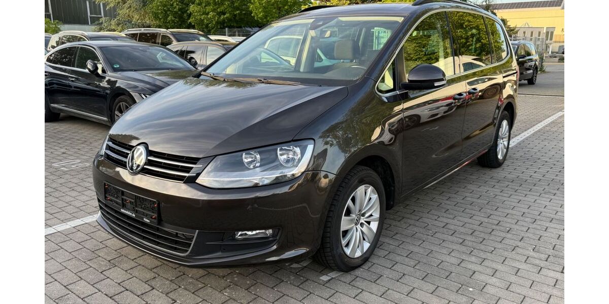 VW Sharan 59.974 km 26.829 &euro; Hilden 40721