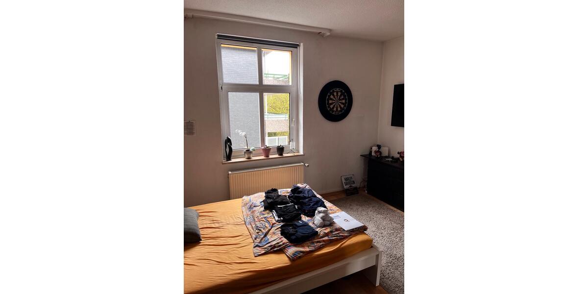 Etagenwohnung Remscheid Lüttringhausen - 4.5 Zimmer, 105 m&sup2;, 800&euro; | Angebot:25993003