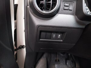 Suzuki Ignis Comfort 4x4 Hybrid AHK met Alu Allwetter 20.445 km 15.990 &euro; HAAN 42781