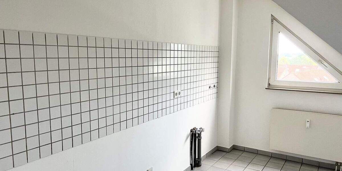 Etagenwohnung Duisburg Hochfeld - 2 Zimmer, 71 m&sup2;, 159.000&euro; | Angebot:25716302