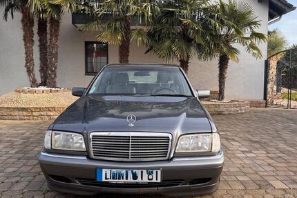 Mercedes-Benz C 240 230.438 km 3.490 &euro; Langenfeld 40764