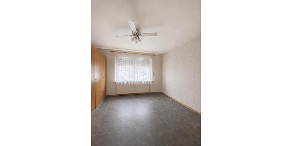 Mehrfamilienhaus, Wohnhaus Remscheid Reinshagen - 7 Zimmer, 200 m&sup2;, 395.800&euro; | Angebot:27217217