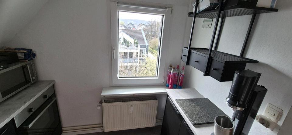 Dachgeschoßwohnung Wuppertal Gemarkung Langerfeld - 1.5 Zimmer, 30 m&sup2;, 325&euro; | Angebot:26003956