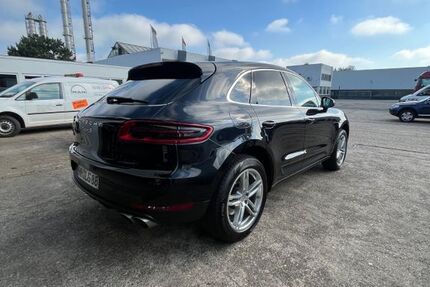 Porsche Macan 205.000 km 22.400 &euro; Oberhausen 46047