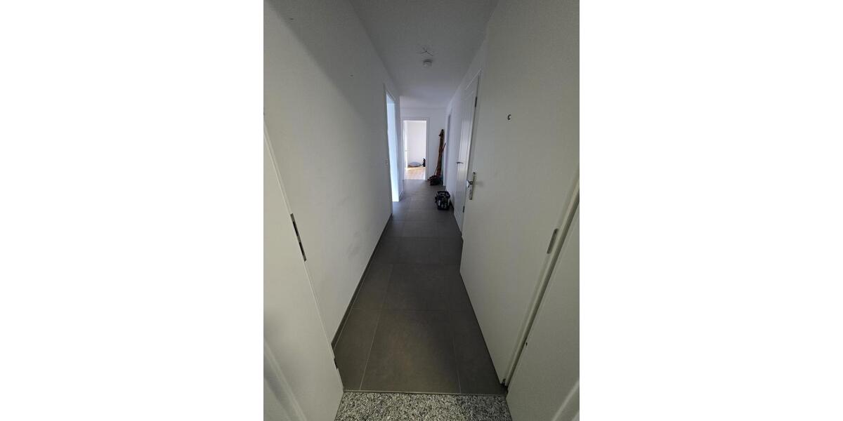 Etagenwohnung Hilden Forstbach - 3 Zimmer, 110 m&sup2;, 1.750&euro; | Angebot:25479741