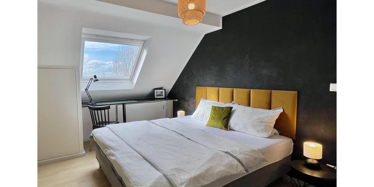 Dachgeschoßwohnung Essen Stadtbezirk II - 1 Zimmer, 40 m&sup2;, 750&euro; | Angebot:25988828