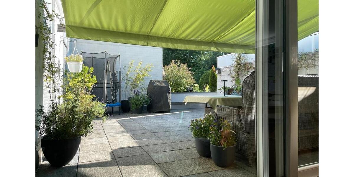 Terrassenwohnung Düsseldorf Stadtbezirk 8 - 4 Zimmer, 121 m&sup2;, 408.000&euro; | Angebot:27514304