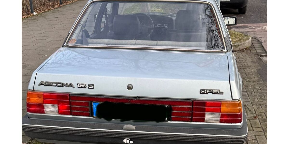 Opel Ascona 41.372 km 1.000 &euro; Düsseldorf 40597