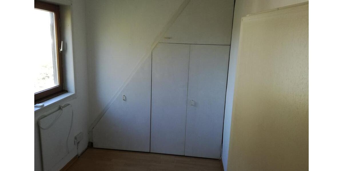 Einfamilienhaus Essen Stadtbezirk IX - 3 Zimmer, 118 m&sup2;, 1.250&euro; | Angebot:25821148