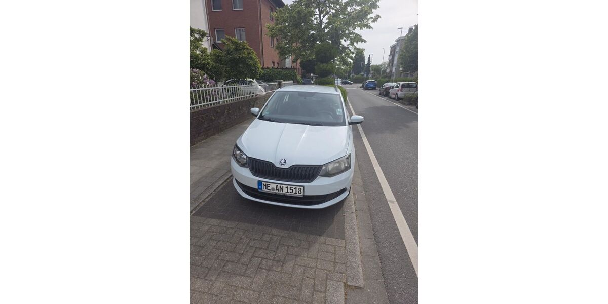 Skoda Fabia 78.123 km 7.499 &euro; Hilden 40724