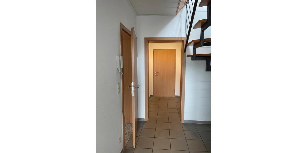 Dachgeschoßwohnung Oberhausen Biefang - 3.5 Zimmer, 84 m&sup2;, 810&euro; | Angebot:25935368