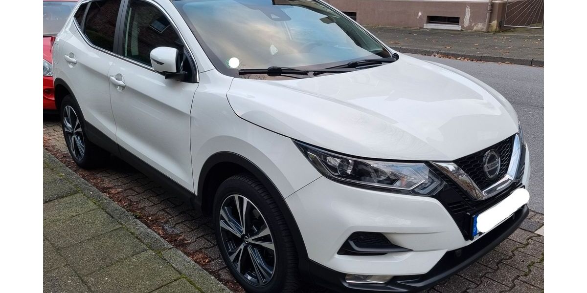 Nissan Qashqai 72.000 km 15.299 &euro; Bottrop 46238