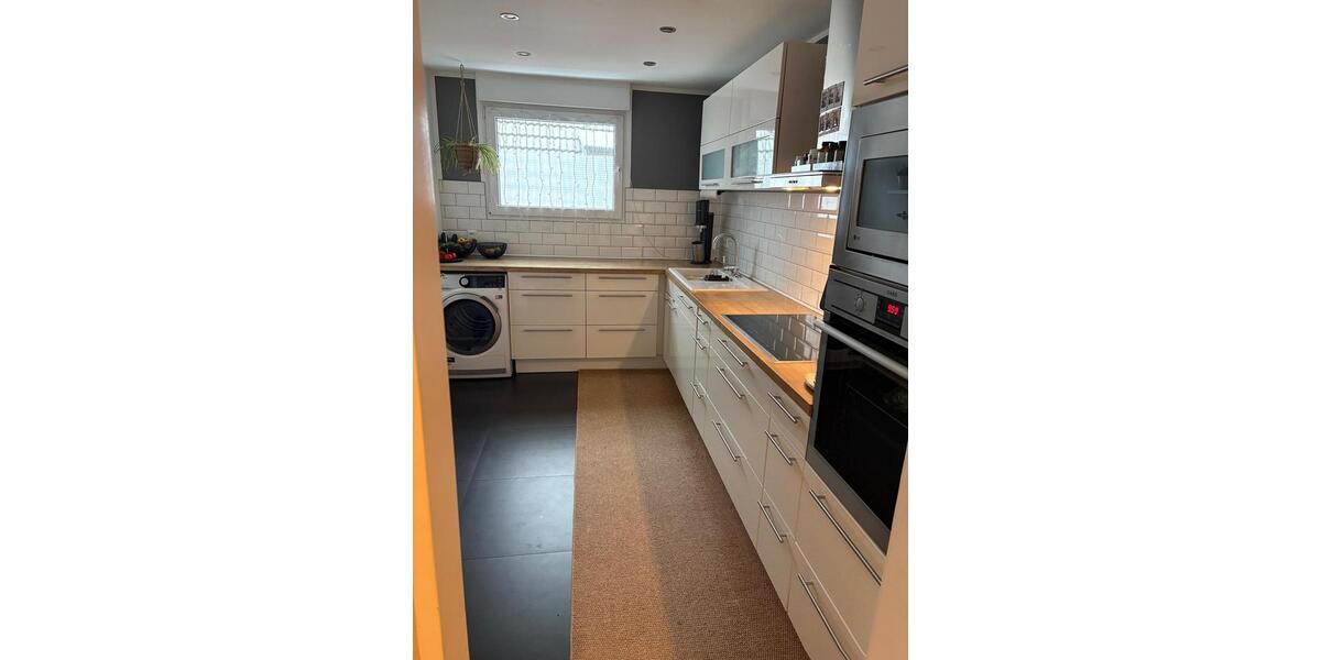 Dachgeschoßwohnung Hagen Hagen-Nord - 3 Zimmer, 100 m&sup2;, 990&euro; | Angebot:25935465