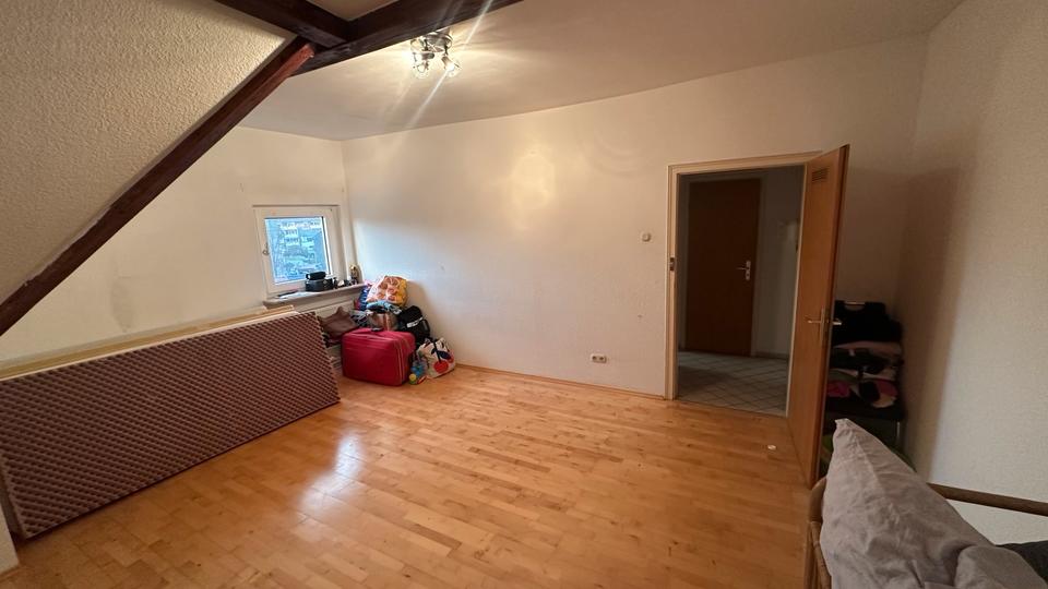 Etagenwohnung Gladbeck - 3 Zimmer, 90 m&sup2;, 700&euro; | Angebot:25972376