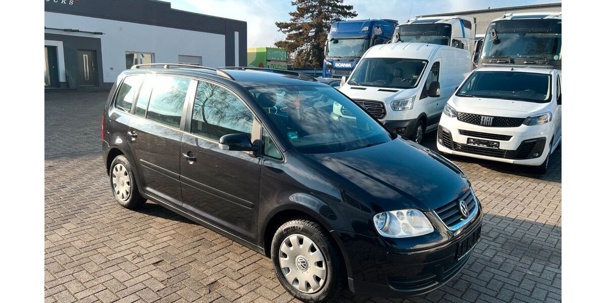 VW Touran 261.100 km 1.950 &euro; Oberhausen 46149