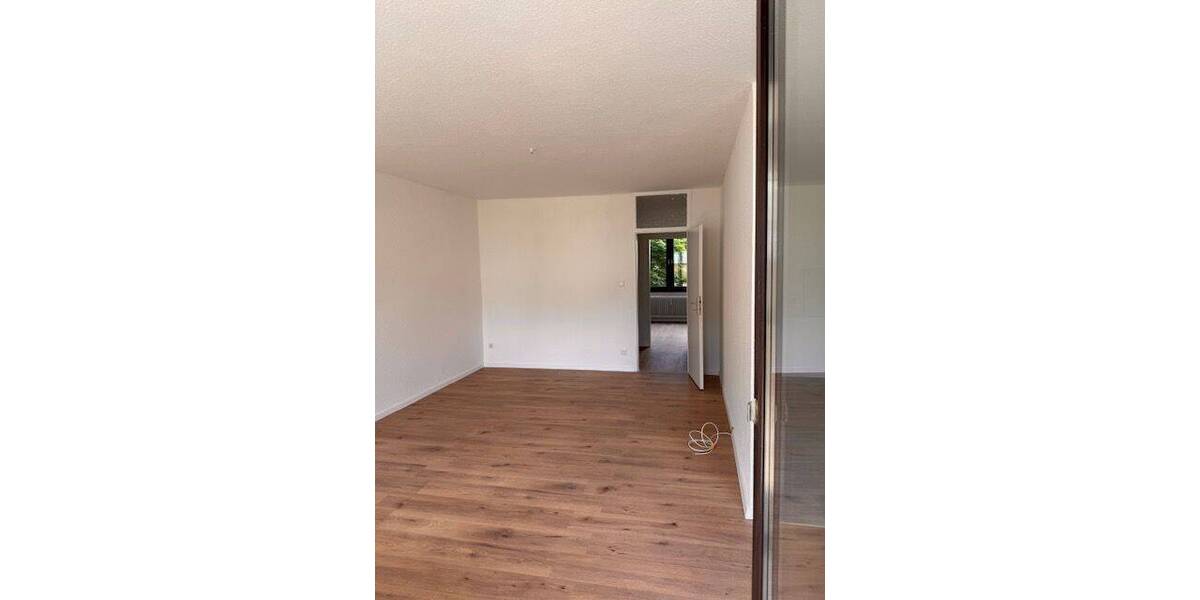 Zimmer Wuppertal Elberfeld - 2 Zimmer, 73 m&sup2;, 690&euro; | Angebot:26545352