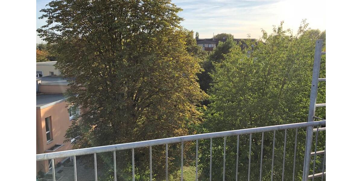 Dachgeschoßwohnung Bochum Altenbochum - 1 Zimmer, 25 m&sup2;, 430&euro; | Angebot:25239007