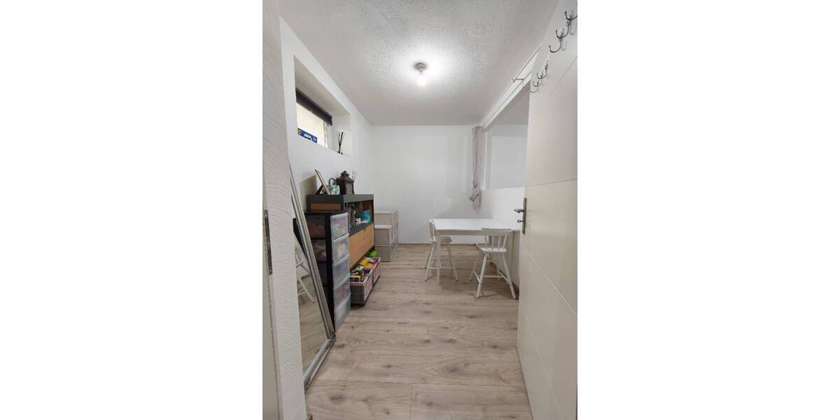 Reihenmittelhaus Düsseldorf Holthausen - 4 Zimmer, 96 m&sup2;, 400.000&euro; | Angebot:25862594