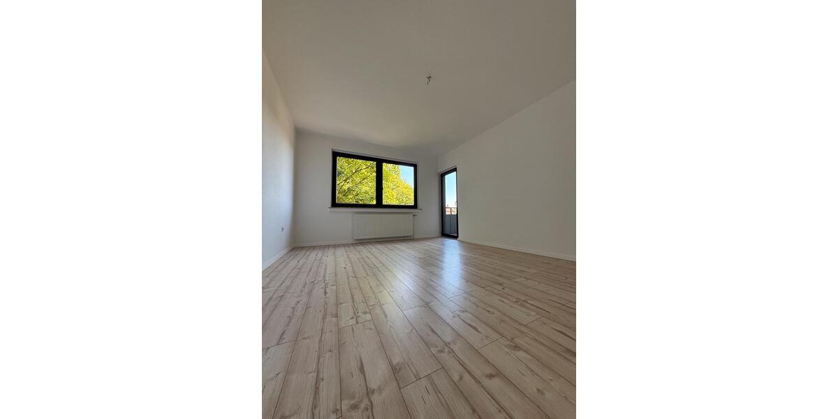 Etagenwohnung Duisburg Mittelmeiderich - 2 Zimmer, 72 m&sup2;, 880&euro; | Angebot:27565931