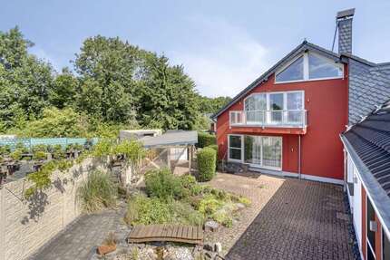 Haus Remscheid Lüttringhausen - 7 Zimmer, 199 m&sup2;, 497.000&euro; | Angebot:24357028