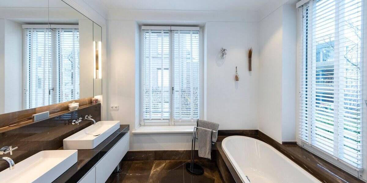 Etagenwohnung Düsseldorf / Stockum Stockum - 3 Zimmer, 157 m&sup2;, 1.490.000&euro; | Angebot:25748176