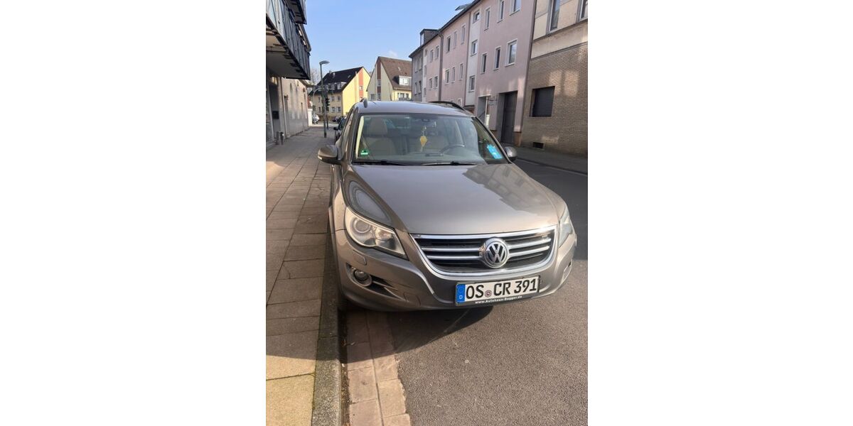VW Tiguan 171.000 km 7.999 &euro; Essen 45357