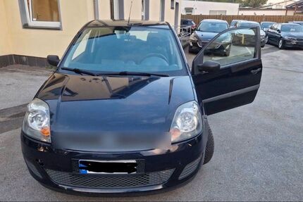 Ford Fiesta 242.000 km 650 &euro; Wuppertal 42113