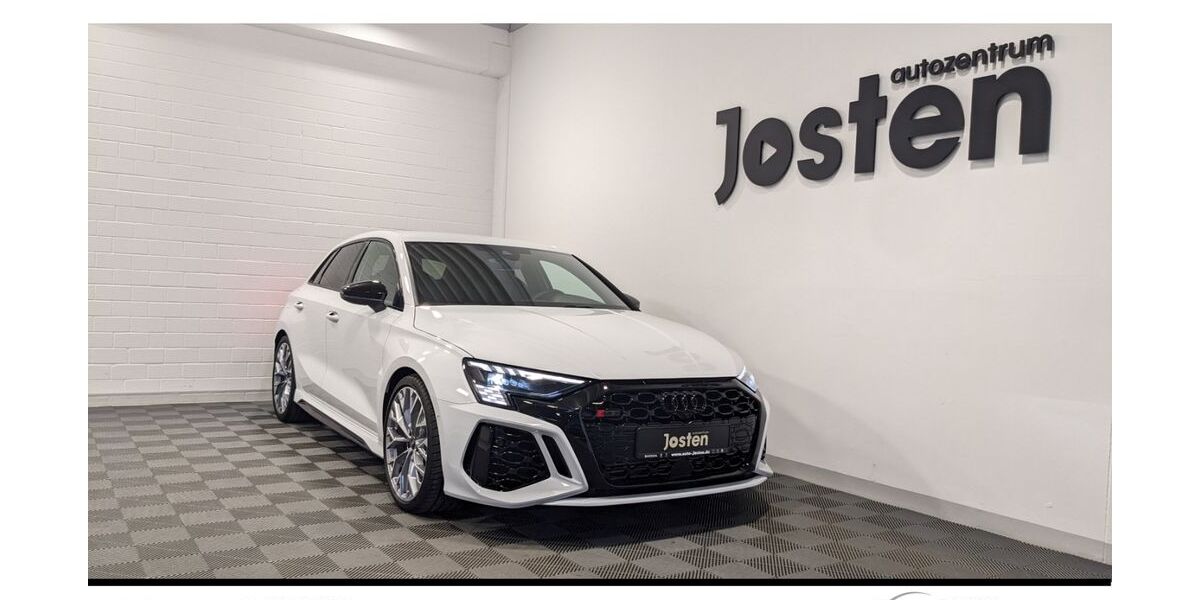 Audi RS3 31.500 km 53.490 &euro; Monheim am Rhein 40789