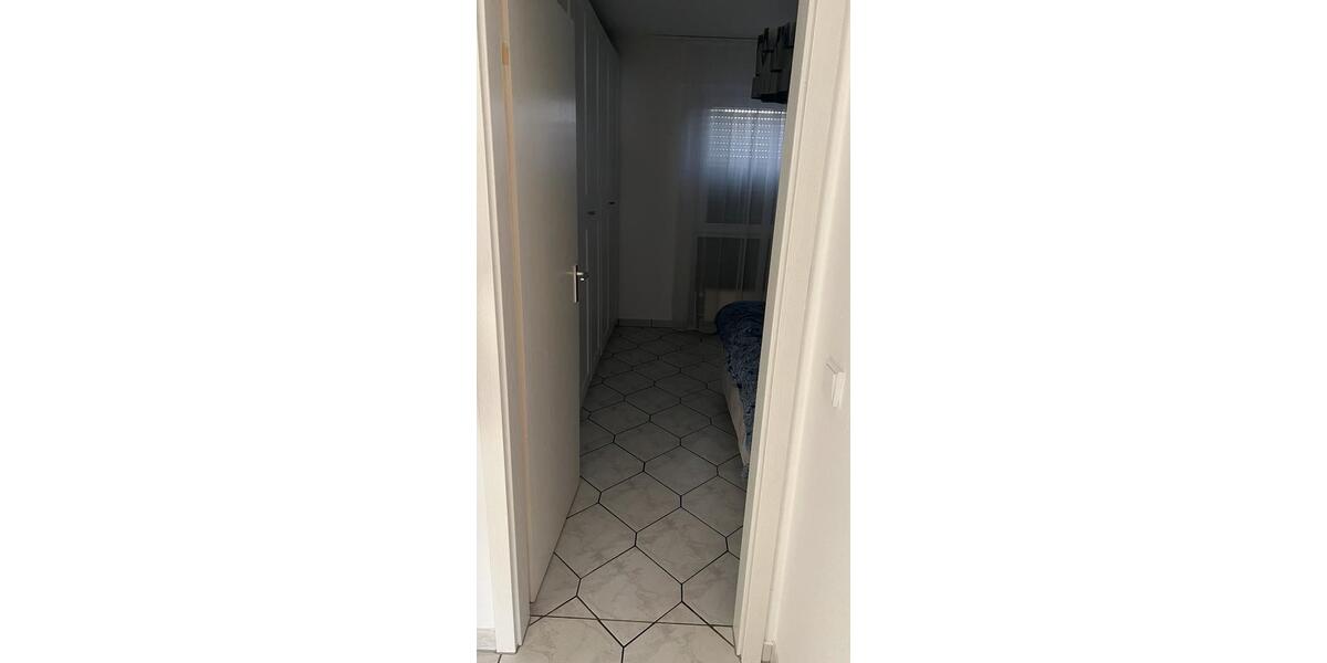 Etagenwohnung Gelsenkirchen - 3.5 Zimmer, 77 m&sup2;, 180.000&euro; | Angebot:27534363