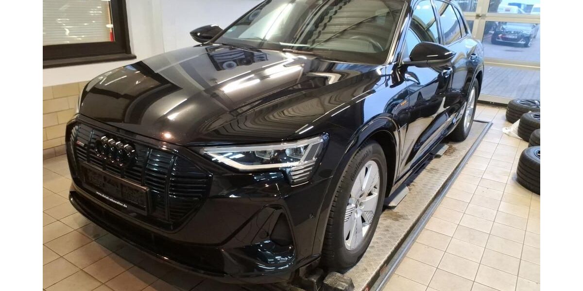 Audi e-tron 49.299 km 38.475 &euro; Hagen 58091