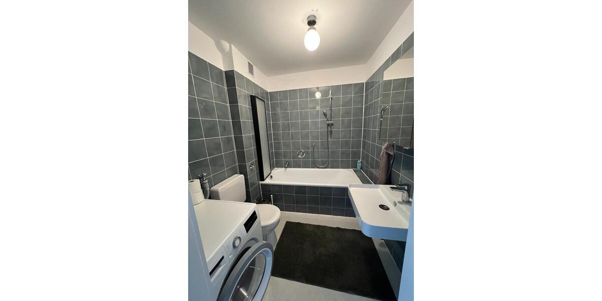 Etagenwohnung Duisburg Huckingen - 3 Zimmer, 80 m&sup2;, 920&euro; | Angebot:27551994