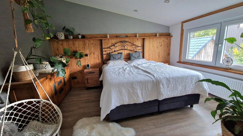 Doppelhaushälfte Wermelskirchen - 8 Zimmer, 170 m&sup2;, 449.000&euro; | Angebot:26066033