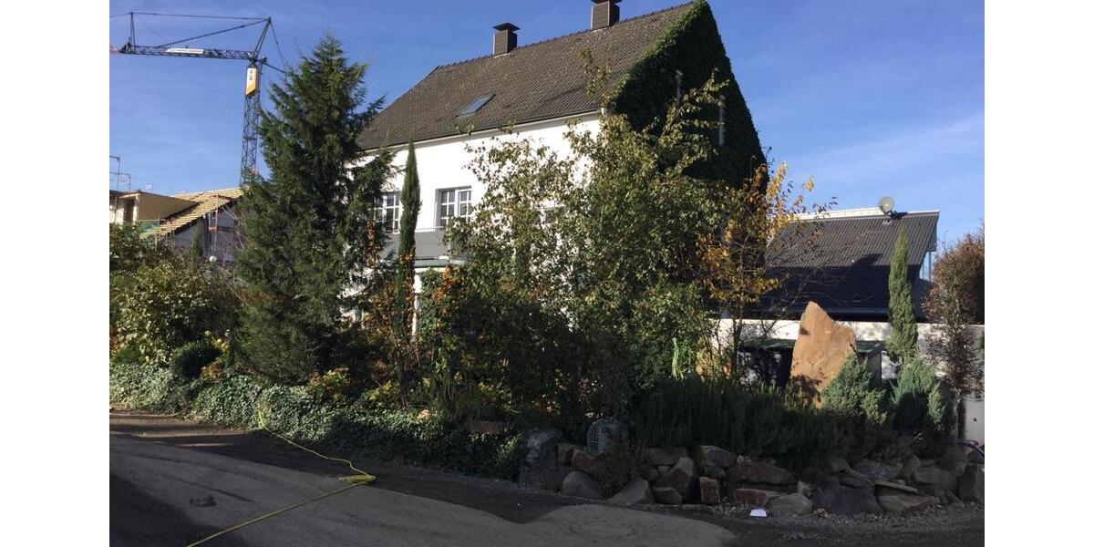 Dachgeschoßwohnung Bochum Bochum-Südwest - 3.5 Zimmer, 80 m&sup2;, 660&euro; | Angebot:25083103