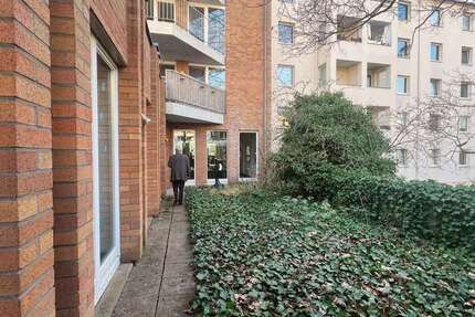 Haus Düsseldorf Pempelfort - 40 Zimmer, 1.803 m&sup2;, 6.900.000&euro; | Angebot:27528542
