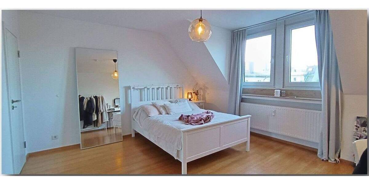 Etagenwohnung Düsseldorf Altstadt - 2 Zimmer, 47 m&sup2;, 980&euro; | Angebot:26820182