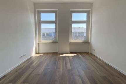 Wohnung Wuppertal Gemarkung Elberfeld - 4 Zimmer, 95 m&sup2;, 920&euro; | Angebot:27072385