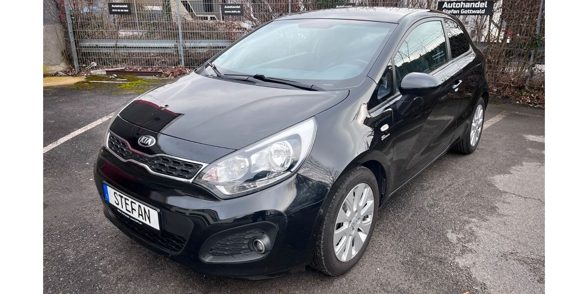 Kia Rio 141.700 km 5.700 &euro; Neuss 41472