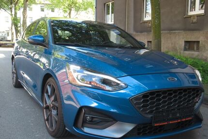 Ford Focus 92.000 km 18.900 &euro; Gelsenkirchen 45889