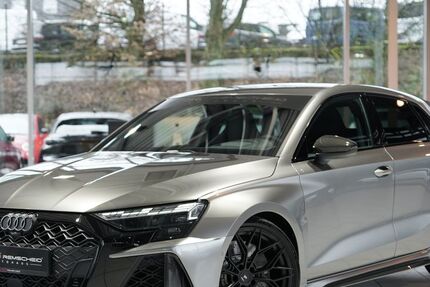Audi RS3 9.500 km 62.900 &euro; Remscheid/NRW 42855