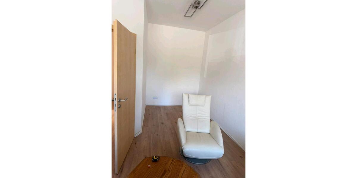 Erdgeschoßwohnung Oberhausen Schmachtendorf - 3 Zimmer, 75 m&sup2;, 750&euro; | Angebot:27549201