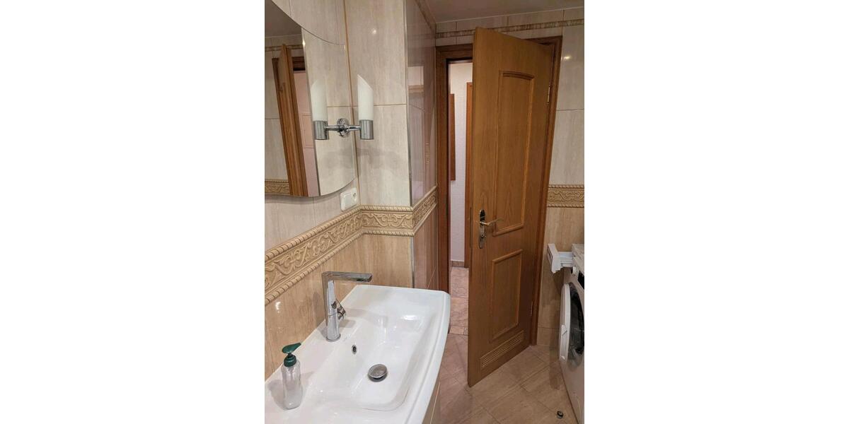 Etagenwohnung Velbert Velbert-Mitte - 2 Zimmer, 63 m&sup2;, 540&euro; | Angebot:25641566