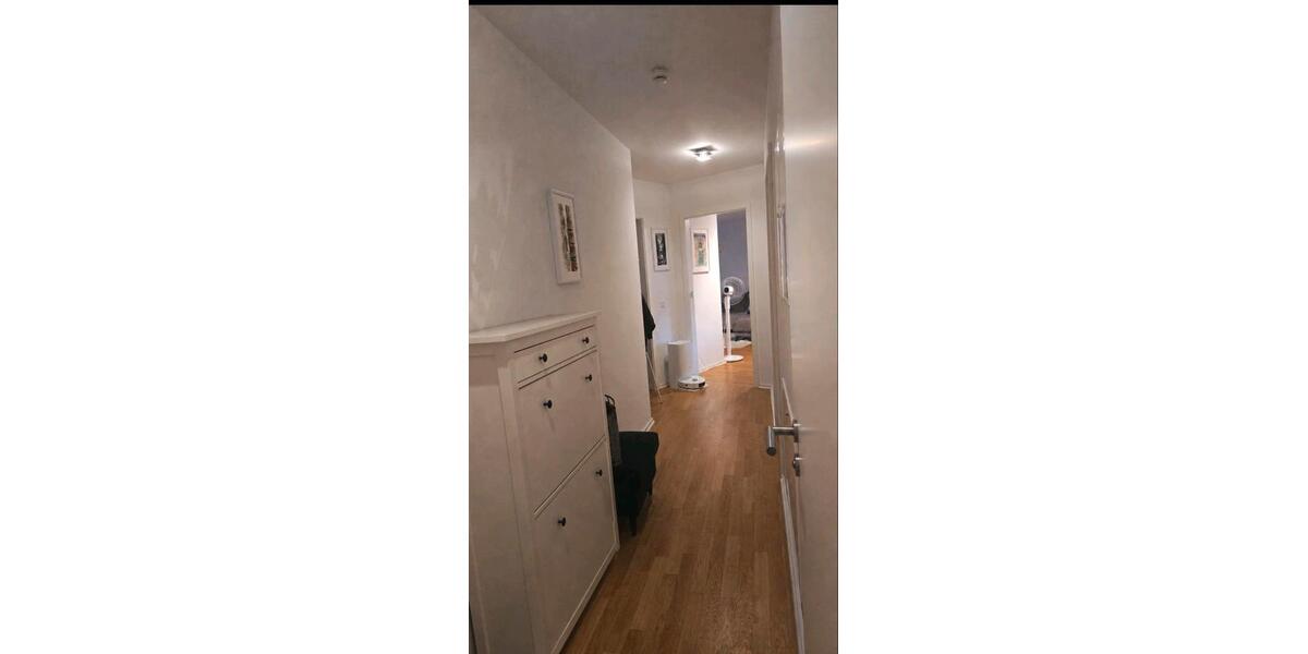 Etagenwohnung Düsseldorf Stadtbezirk 9 - 3 Zimmer, 88 m&sup2;, 1.750&euro; | Angebot:27553917