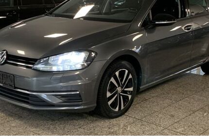 VW Golf 132.300 km 12.495 &euro; Wuppertal 42329