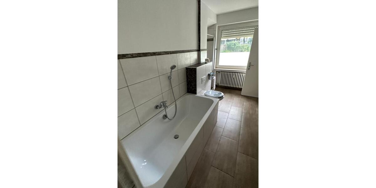 Einfamilienhaus Bottrop - 10 Zimmer, 210 m&sup2;, 676.000&euro; | Angebot:25944100