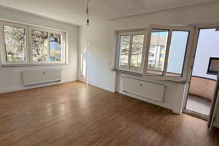 Wohnung Düsseldorf Oberbilk - 3 Zimmer, 80 m&sup2;, 1.120&euro; | Angebot:25805273
