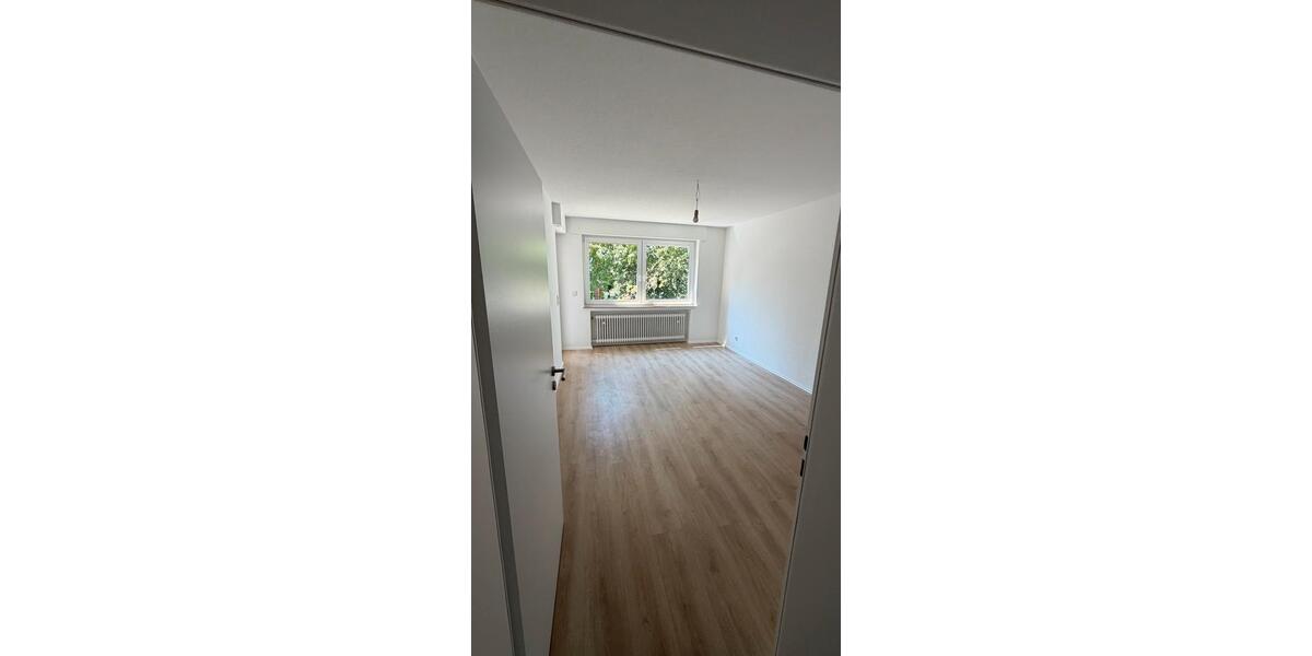 Etagenwohnung Velbert Velbert-Mitte - 3 Zimmer, 69 m&sup2;, 800&euro; | Angebot:27585756