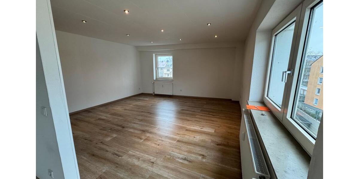 Etagenwohnung Essen Stadtbezirk III - 2 Zimmer, 62 m&sup2;, 695&euro; | Angebot:25195634