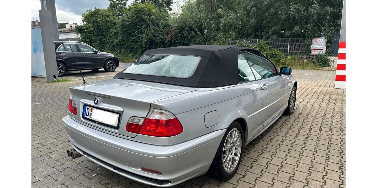 BMW 318 114.000 km 7.000 &euro; Düsseldorf 40213